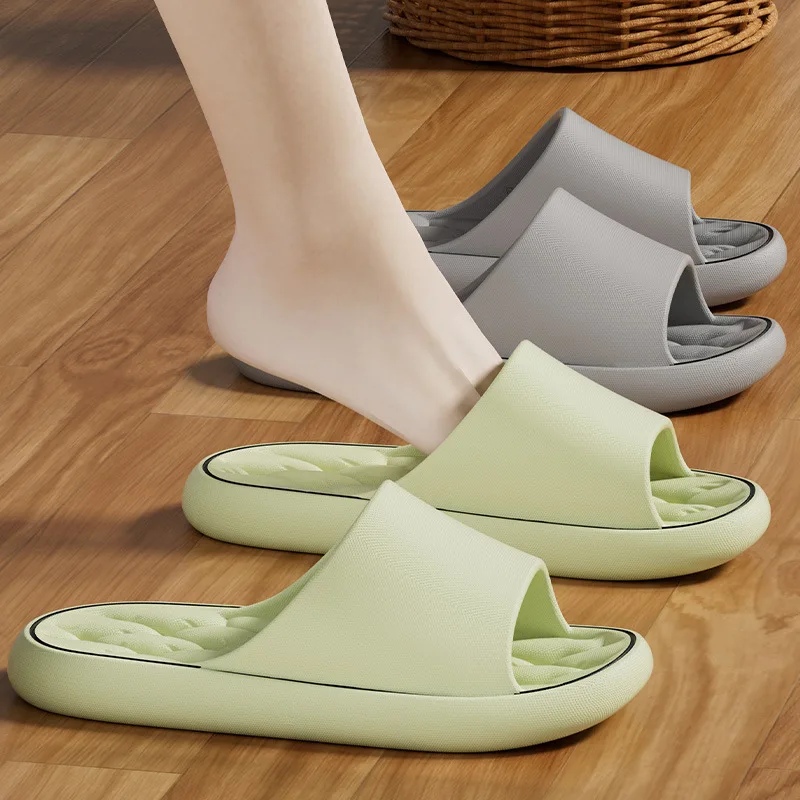 Comfortable Shit Feeling Slippers for Women Summer Thick Sole Anti Slip Bathroom Cool Slippers for Home Use Slippers for Men