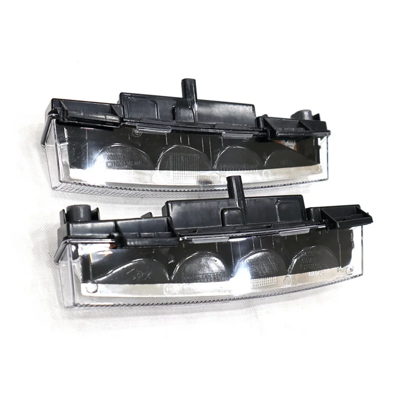 Applicable To GL-class GLS-class Fog Lamp Daytime Running Light Front Bumper Light 099068101 0999068201