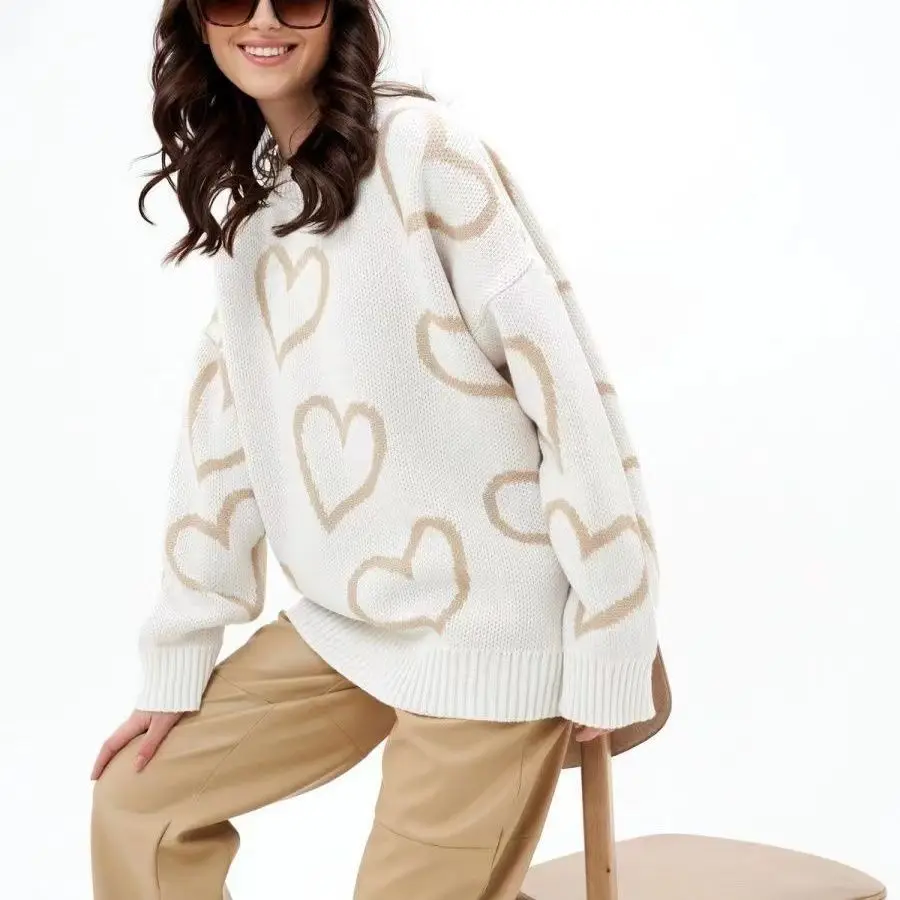 Sweater Loose and Lazy Women's Round Neck Pullover with Heart-shaped Contrasting Color Sweater Loose Pullover Knitted Sweater