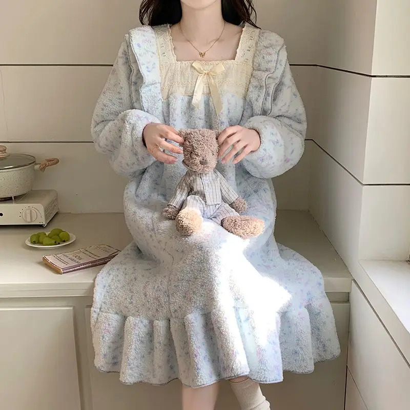 

2025 Winter Long Sleeve Thick Warm Flannel Print Nightgowns for Women Coral Velvet Sleepwear Night Dress Nightdress Home Nighty