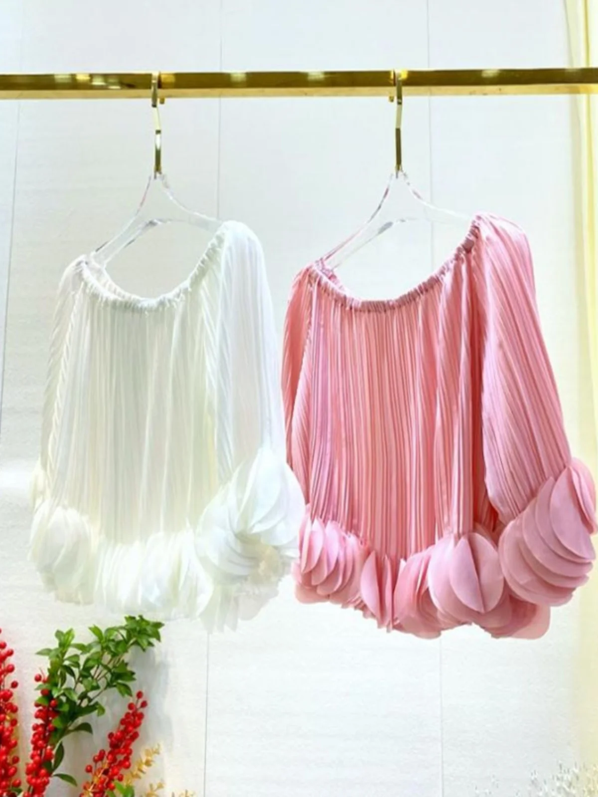 Elegant Handmade Petal Splicing Chiffon Top Women's Fashion Shoulder Bared One-Shoulder Short Style Summer New Arrival