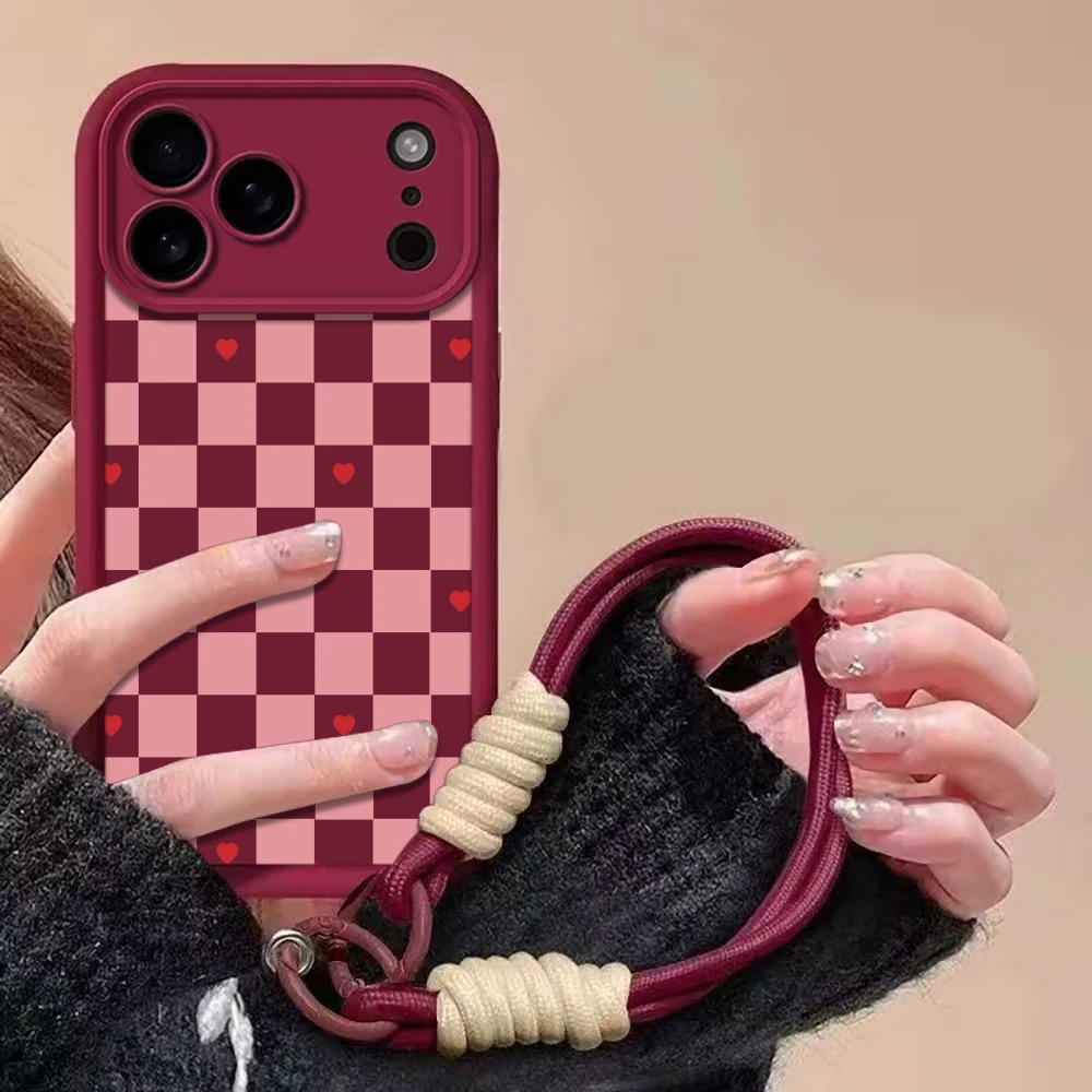 Herzförmige karierte Handgelenk-Schutzhülle für iPhone 16 17 Pro Max Hüllen Telefon 11 12 13 ProMax 14 15 Plus mit Lanyard Weiche Hülle – Detail 2