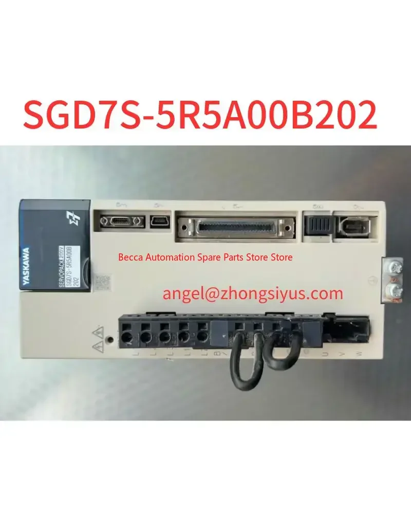 

Б/у сервопривод SGD7S-5R5A00B202