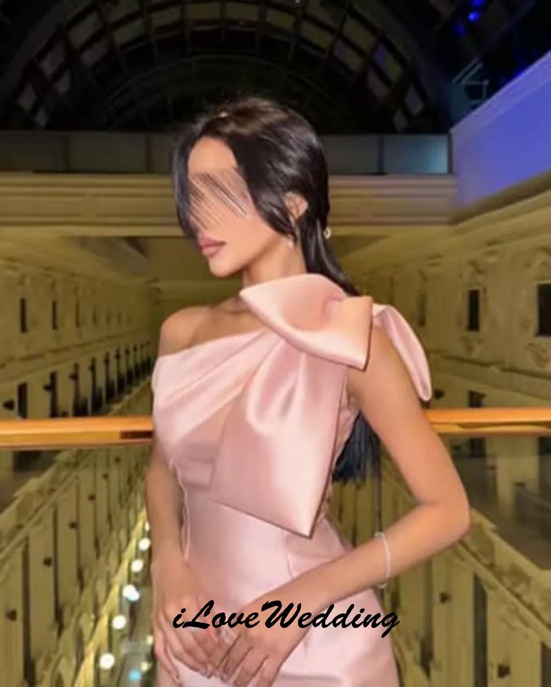 ピンクワンショルダーエレガントなイブニングドレスサテンリボンウェディングパーティードレス女性のためのマーメイドウエディングドレスフロアレングスカスタマイズ