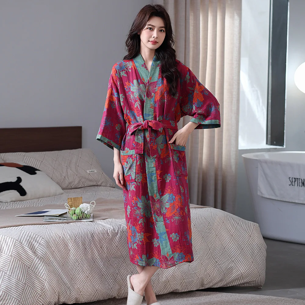 Lily ode wine red