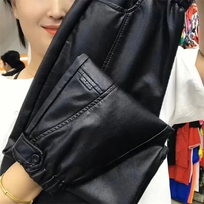 الخريف الشتاء سيدة الموضة بولي Leather السراويل الجلدية 2025 فام عالية الخصر الجلود Pantalons الرجعية النساء حجم كبير 4XL هارون السراويل