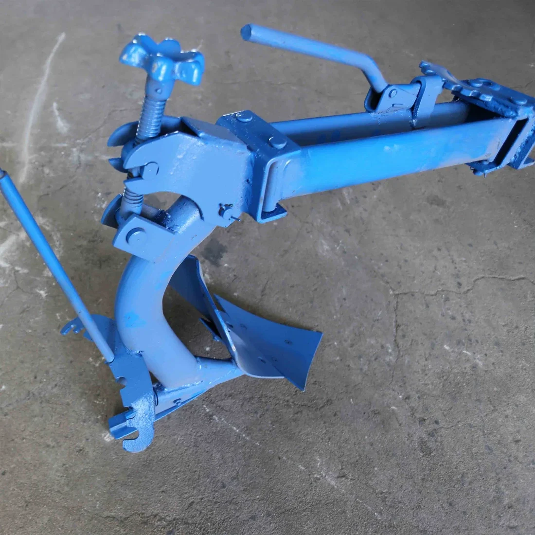 Walk-behind tractor ditching plough deep ploughing and aggravating flood and drought dual-purpose double-sided plough