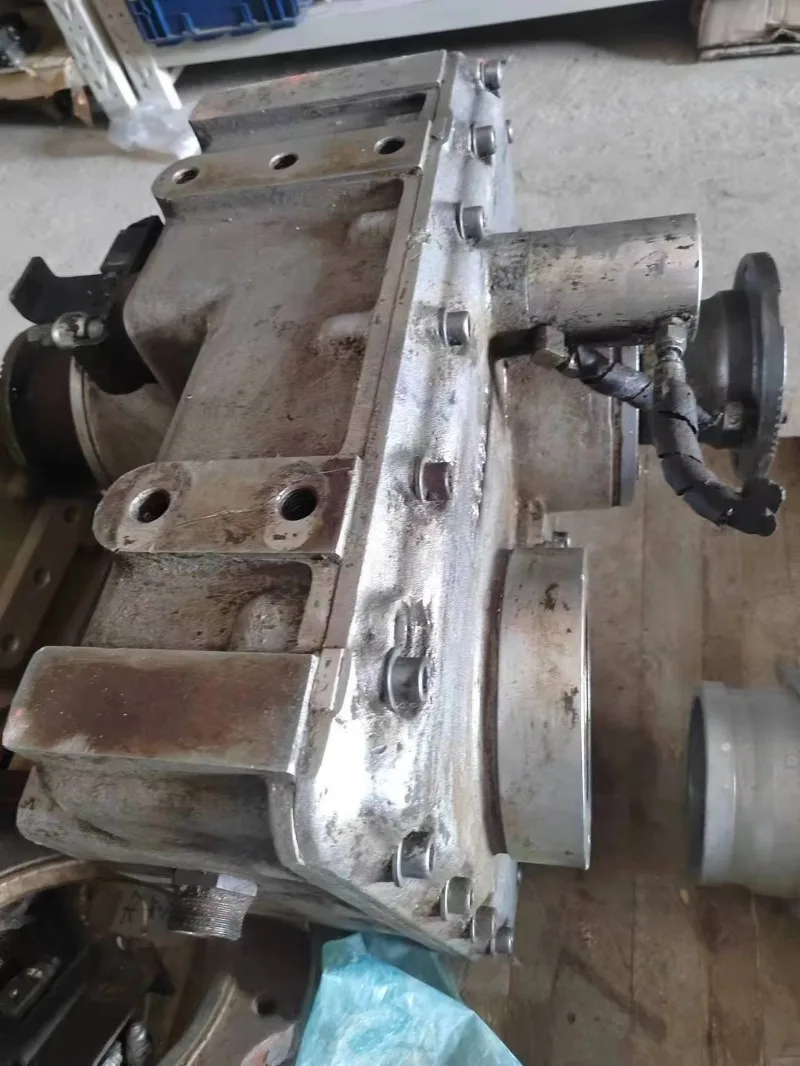 Picture 4: Second-Hand Sani Imported Transfer Case Assembly Concrete Pump Truck Parts for Construction Machinery