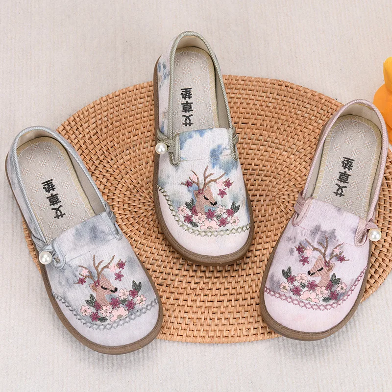 2025 جديد كل مباراة ربيع الخريف المرأة العرقية نمط مطرز بكين القديمة القماش حذاء الإناث الأم أحذية الراحة غير رسمية #4