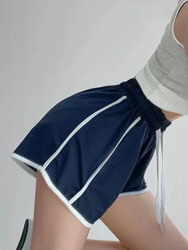 

Полосатые спортивные шорты женские Harajuku с высокой талией корейская мода студенческие шикарные бегуны для отдыха на шнурке универсальные женские летние