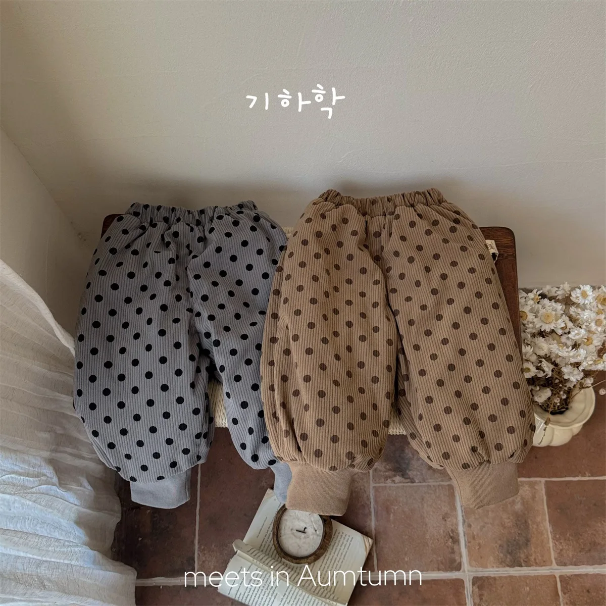 

2025 Winter Infant Baby Girls Pant Polka Dot Thick Warm Toddler Kid Girls Corduroy Pant Plush Mid Waist Newborn Girls Trouser