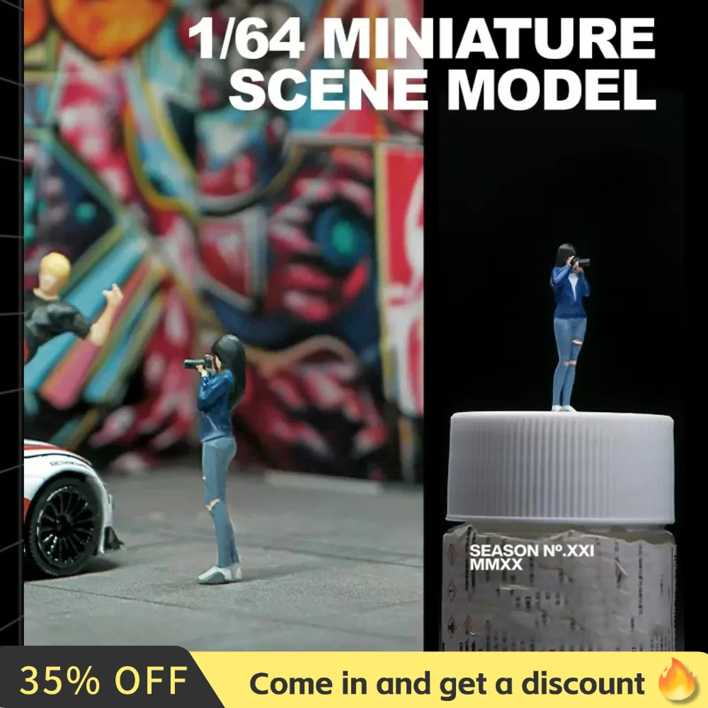 Kicarmod 1/64 Scale Model Figurine Photo Proposal Scene Figure  in Scale Diecast Model Car