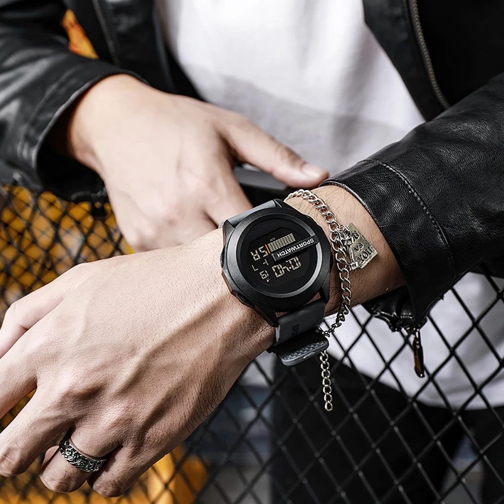 Mannen Sport Horloge Voor Vrouwen Luxe Digitale Polshorloge Stopwatch Lichtgevende Met Datum Week Waterdichte Klok Logio Gratis Verzending