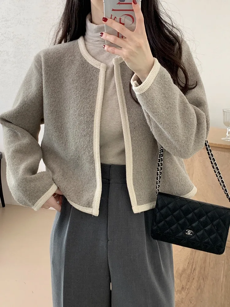 Chic Autunno Inverno ort Cardigan di lana Pendolarismo da donna Versatile design vintage Sensation Capispalla Fem Riduzione dell'età