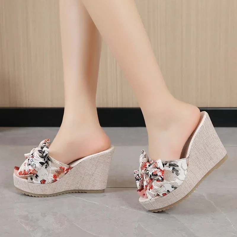 2023 New Women Slippers Sweet Bow Women Open Toes Summer Sexy Flower Shoes High Heel Slippers Women Slides Platform Wedges Shoes