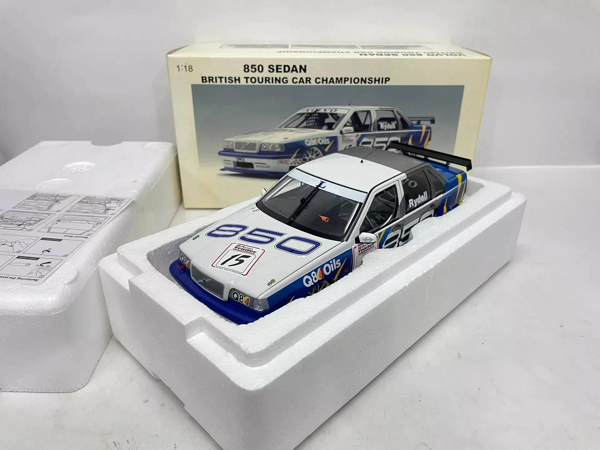 Autoart 1:18 850 Sedan BTCC #15 Simulation Limited Edition All Open Alloy Metal Static Car Model Toy Gift