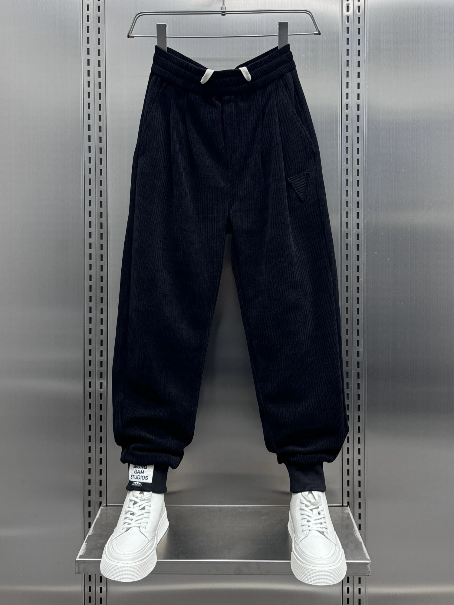 

Мужские зауженные вельветовые брюки на осень-зиму с вышивкой в стиле Харадзюку, узкие брюки с манжетами