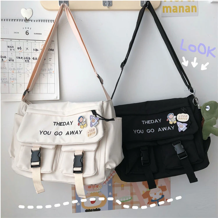 2022 Nylon Crossbody Bags Youth Fashion Casual Large Capacity Ladies Shoulder Bag Solid Color Women Messenger Bag with Pendant