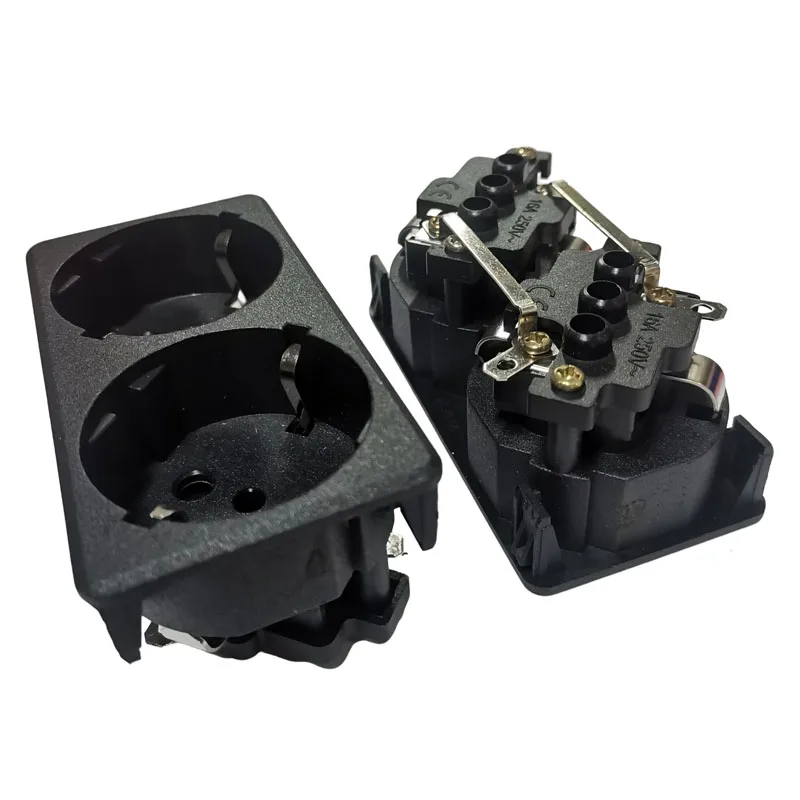 黒 16A 250V ヨーロッパ PDU UPS 2way 延長 AC 電源デスクトップソケットイタリア産業埋め込み壁ソケット EU パネルレセプタクル