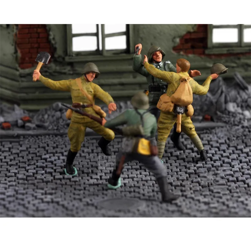 Modelo 1:72 pintado, 4 Uds., mano a mano, combate en el campo de batalla, figuras de acción de soldados, accesorios de escena DIY, exhibición de colección