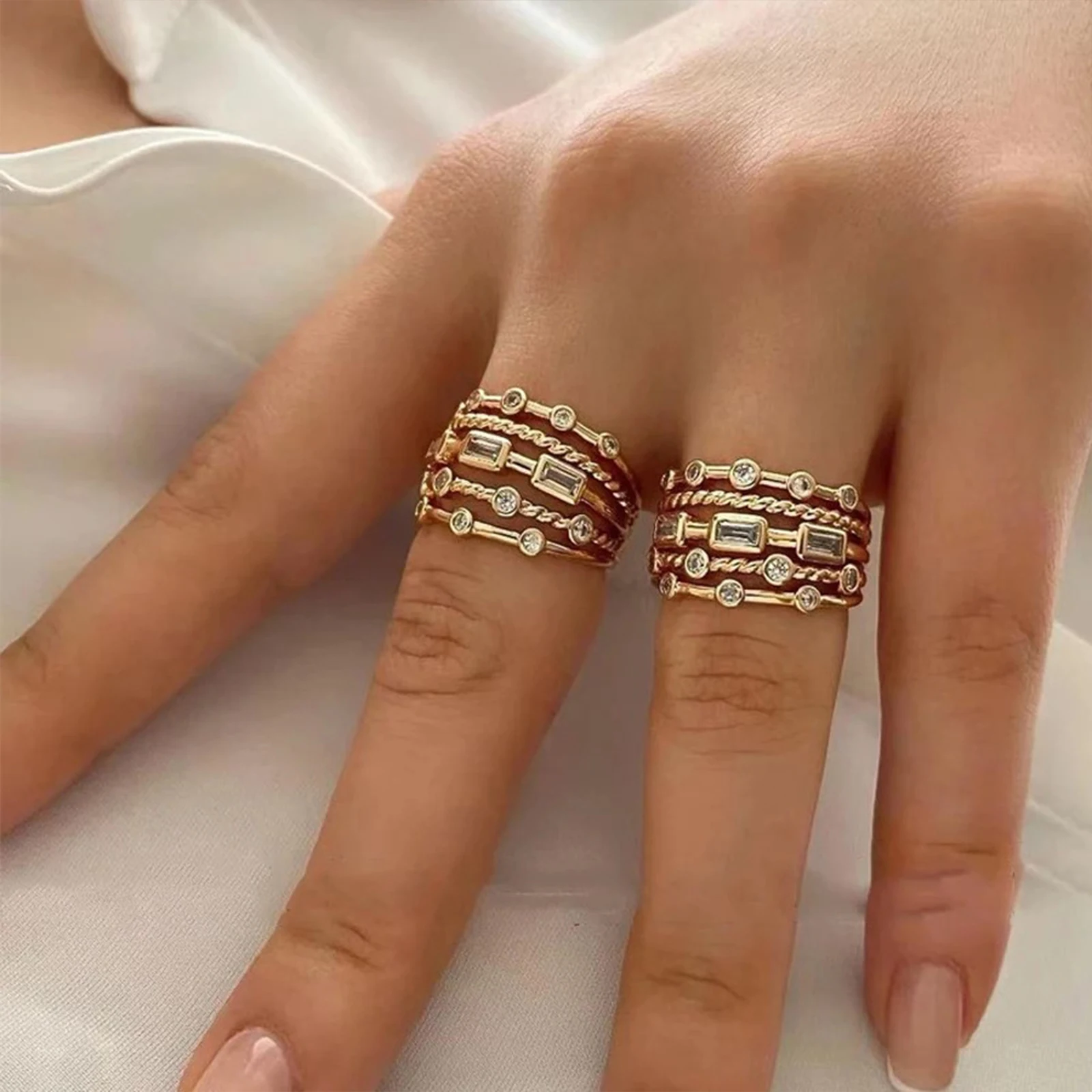 Nwe 18 K Gold Plated Sun Rings for Women Natural Stone Inlaid in Hollow Metal Texture Ring Trendy Jewelry