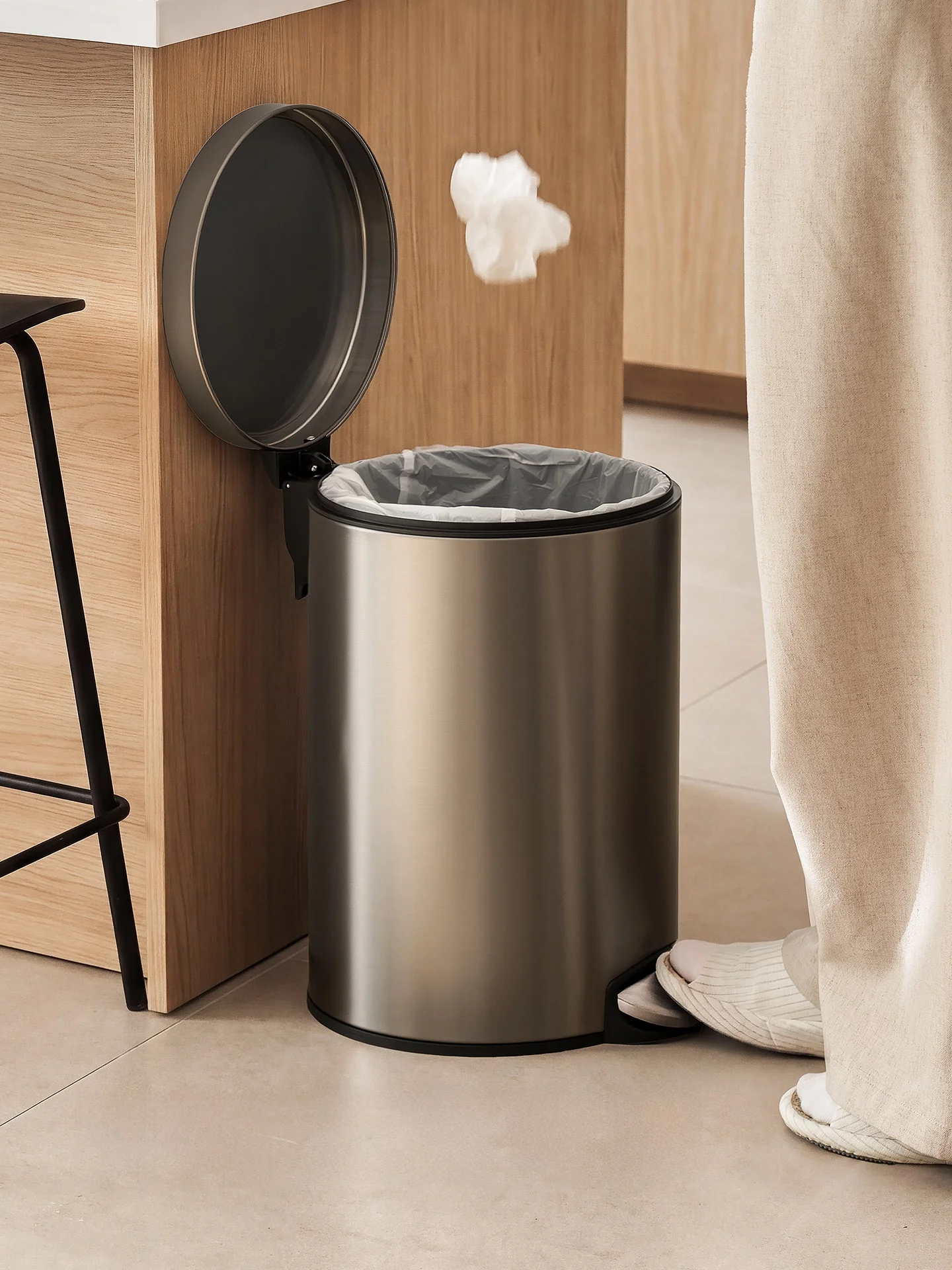 Large Capacity Stainless Steel Trash Can Foot Pedal Kitchen Home Use Lazy Corner New 2026 Model with Cover Luxury Living Room