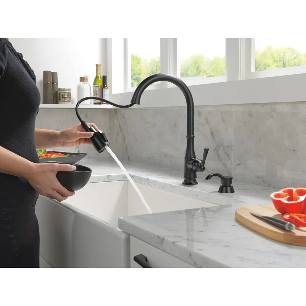 Rubinetto da cucina moderno monoforo nero opaco con spray estraibile e dispenser di sapone