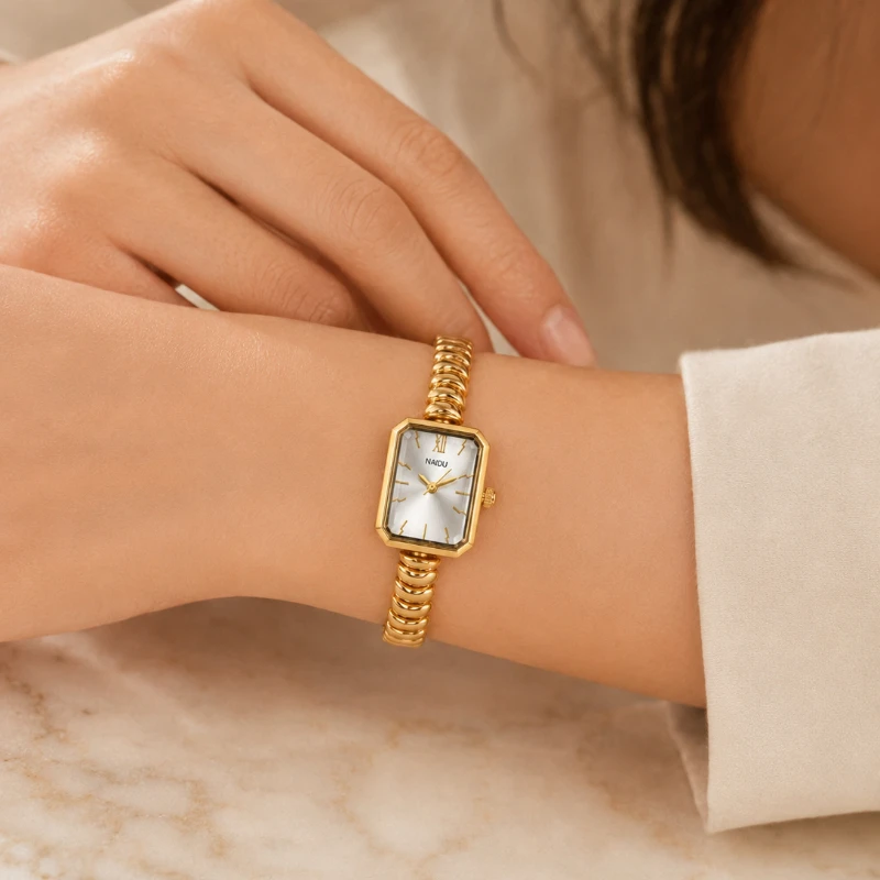 NAIDU Gouden Horloge voor Vrou - Jewelry Clasp Watches recensie en prijs