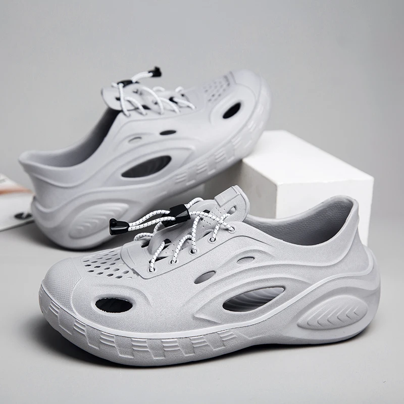 

Summer Lightweight EVA Soft Newperforated Breathable Flat-bottomed Wearable Large-sized Simple Anti-slip Sandals