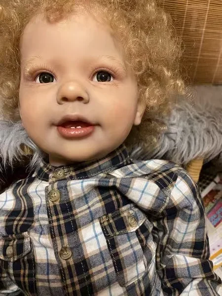 DLS Aangepaste Limited Supply 28 inch Reborn Baby Katie Marie met handgeworteld haar Afgewerkte pop met verschillende jurkjes