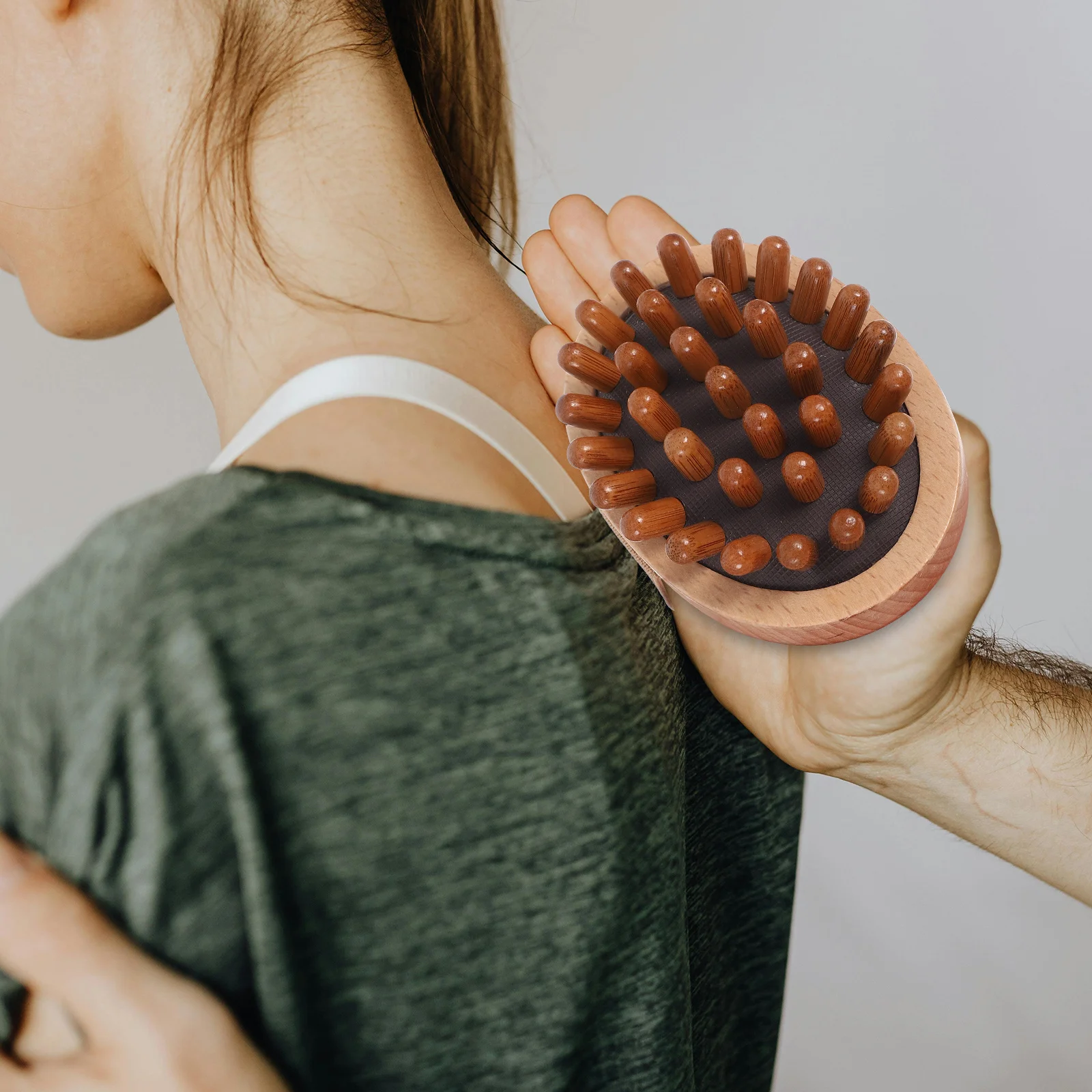 Рисунок 3 - Деревянная щетка для волос