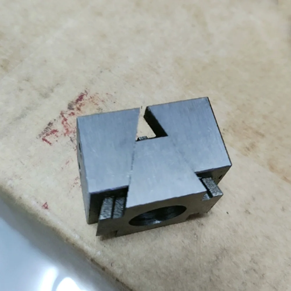 Werkstatt CNC-Zubehör Seitenbefestigungsklemmblock M6 M8 M10 M12 M14 M16 M20 Stahl Ok Spannfutter Pressmaschinen-Schraubstock Pneumatisches Werkzeug – Detail 12