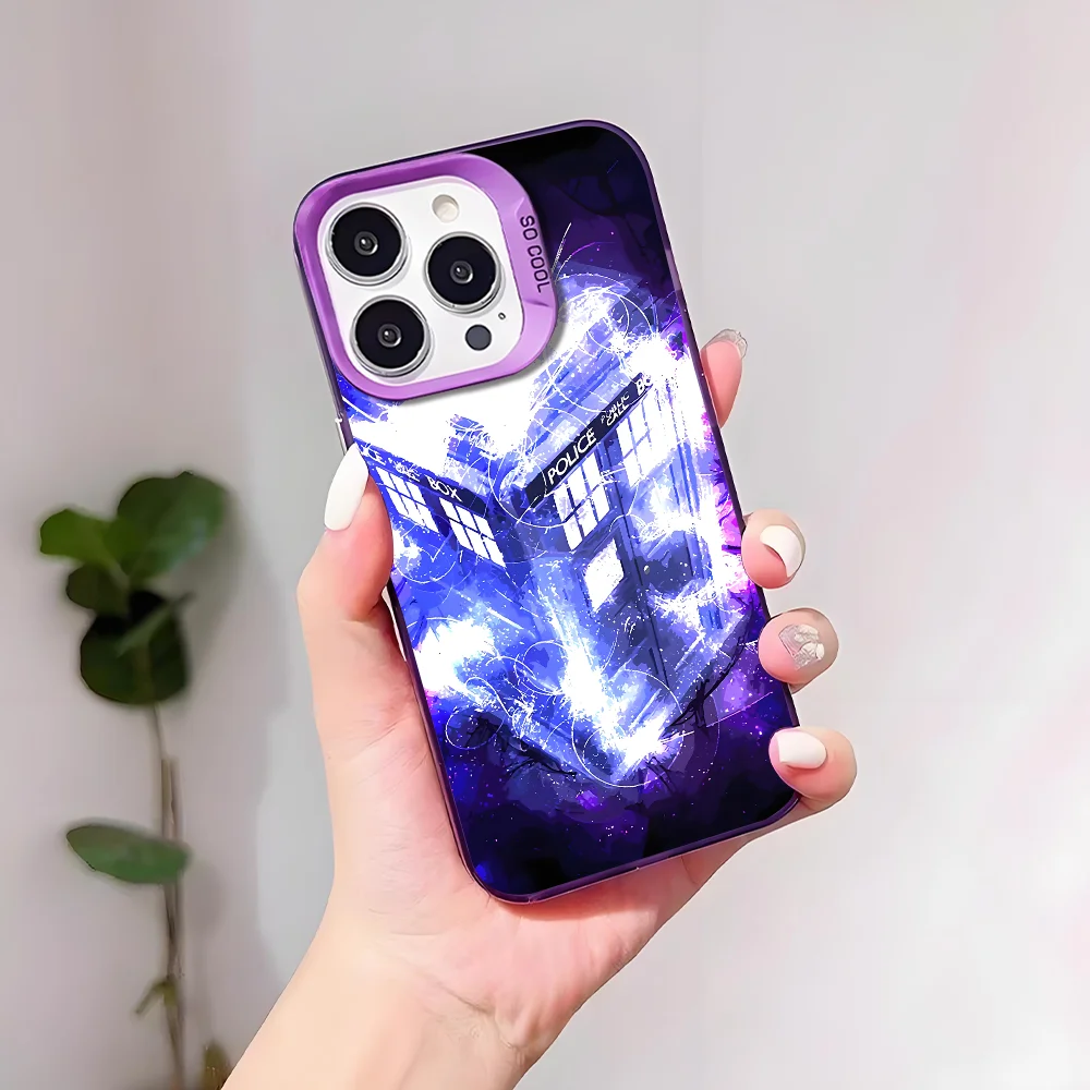 حافظة هاتف D-DoctorS W-Who لهاتف آيفون 17 16 15 14 13 12 11 Pro Max Plus Mini IMD لون فضي