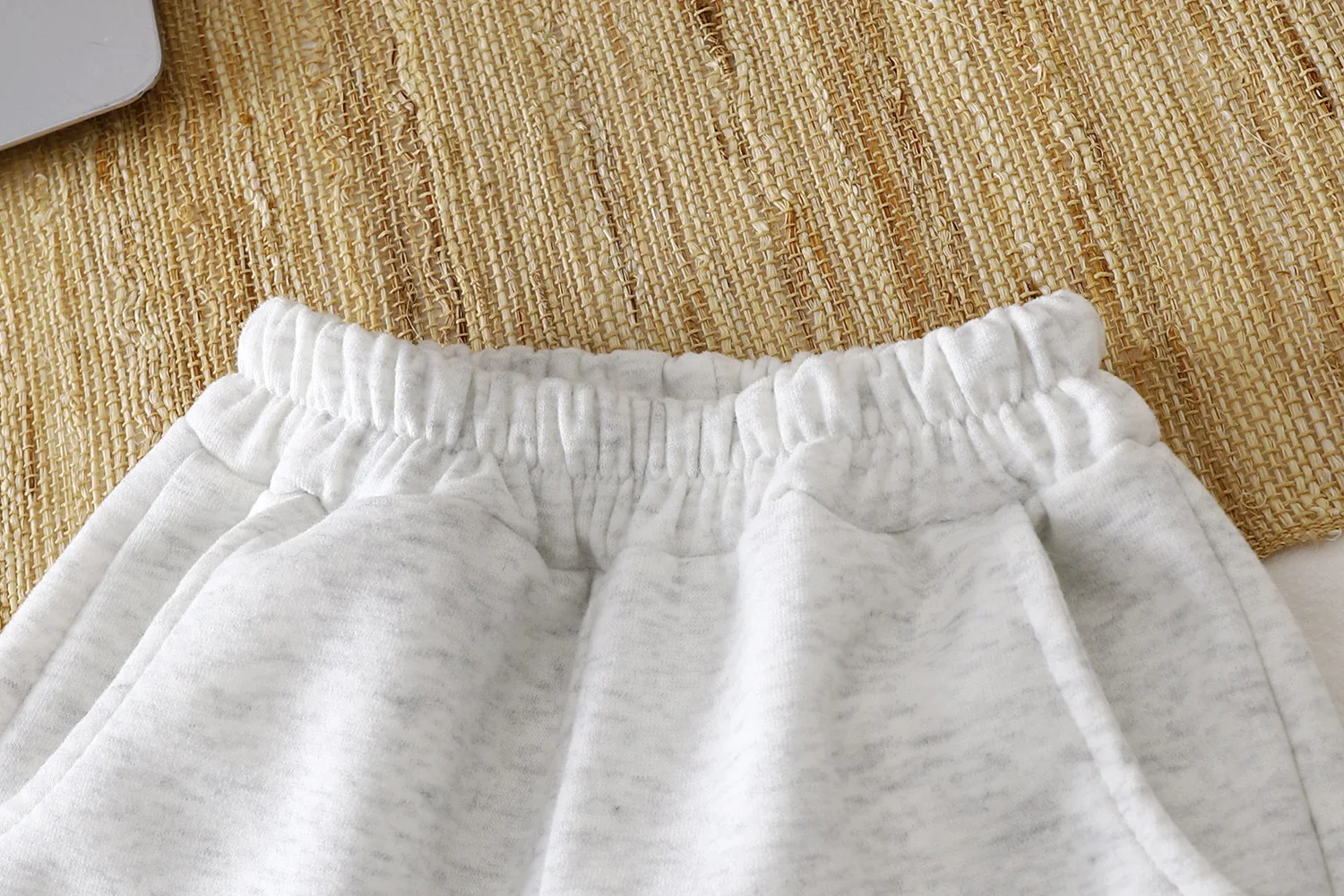 Neue Herbst-Kinderkleidungssets, Baby-Mädchen, Cartoon-Print, gestreiftes Sweatshirt mit Rüschenbündchen + Hose, 2-teiliges Freizeit-Outfit für Kinder, 2-14 Jahre – Detail 14