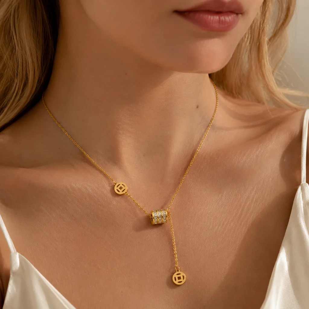Złoty naszyjnik w kształcie li – Coin Necklace Delicate recenzja i cena