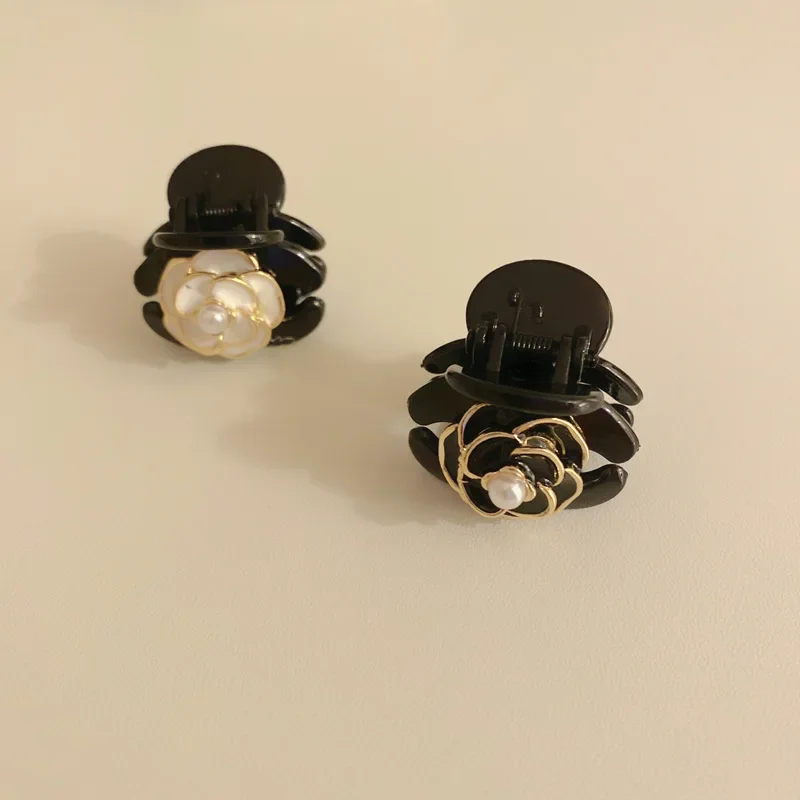 Black Camellia Mini Hair Claws Elegant Temperament Flower Hair Clips Princess Side Clip Women Girls Bangs Clips Hairpins Fashion