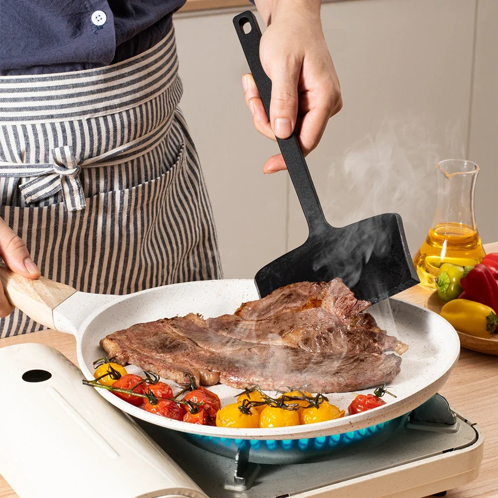 1Pc Wide Silicone Spatula Shovel Turner Nonstick Fried Shovel Spatula Silicone Wide Flexible Turner for Nonstick Cookware Egg
