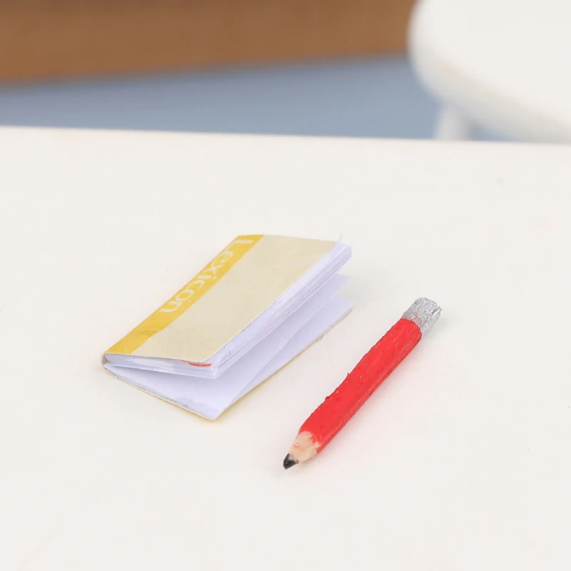 Conjunto de Miniaturas para Casa de Bonecas 1:12: Caderno, Lápis e Borracha, Brinquedo de Faz de Conta Infantil e Decoração para Casa de Bonecas