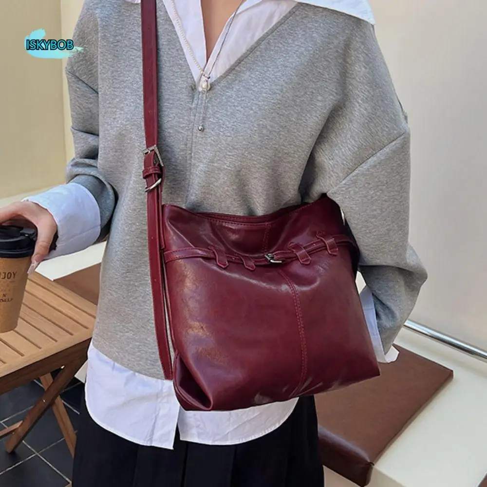 

Elegant Soft Leather Tote Bag Belt Lightweight Commuting Shoulder Bag Large Capacity Underarm Bag Crossbody Bag Women