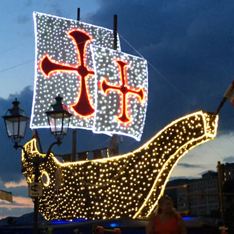 custom.Customized outdoor illuminated sculpture 3D golden boat motif led lights