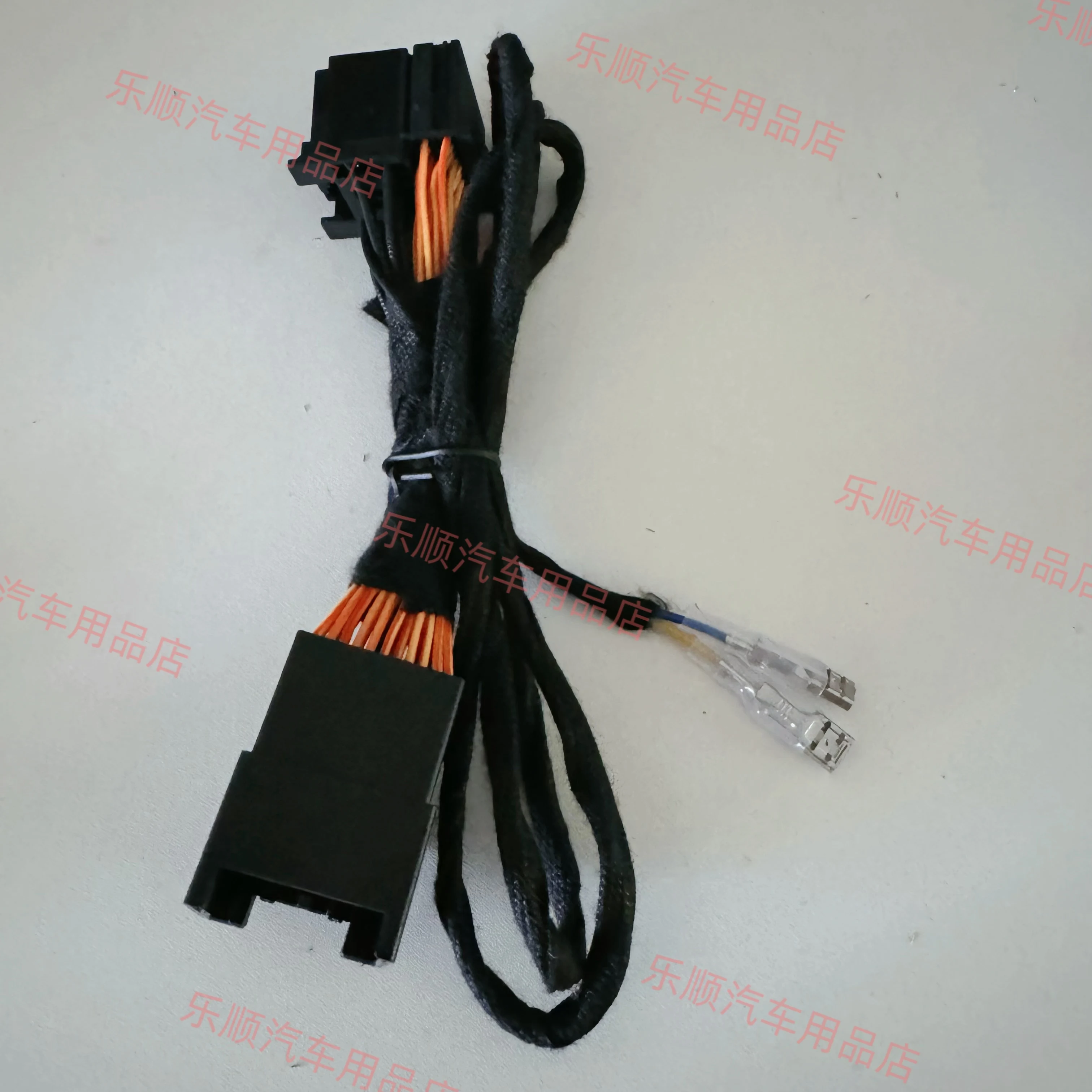 Applicable to the center-mounted speaker wiring harness of Chang'an Deep Blue S05. Lossless adapter wiring harness.