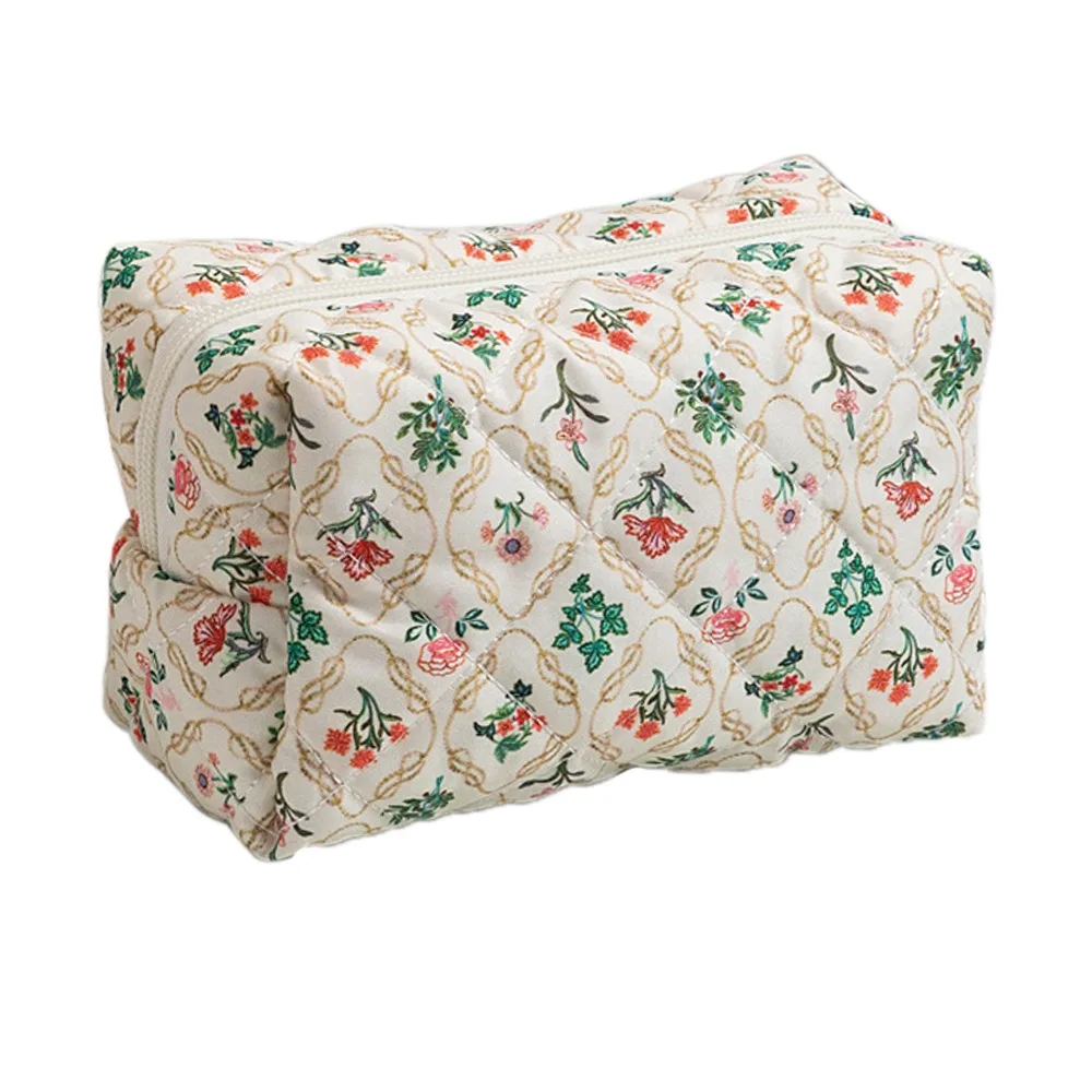 

Portable Quilted Cotton Cosmetic Bag Flower Printed Travel Organizer Toiletry Bag Large Capacity Storage Bag