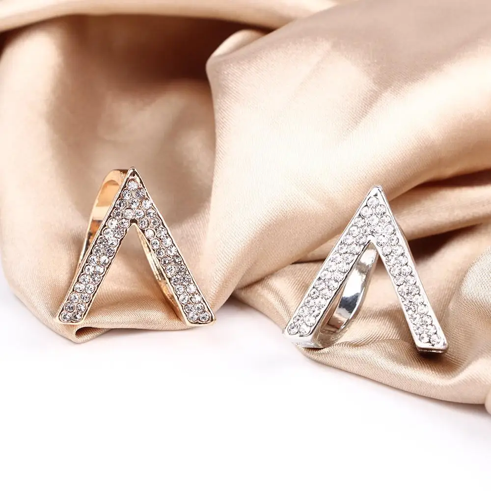 Elegant Fashion V Shape Fashion Accessories Inlaid Rhinestone Scarf Ring Brooch Shawl Buckle Jewelry