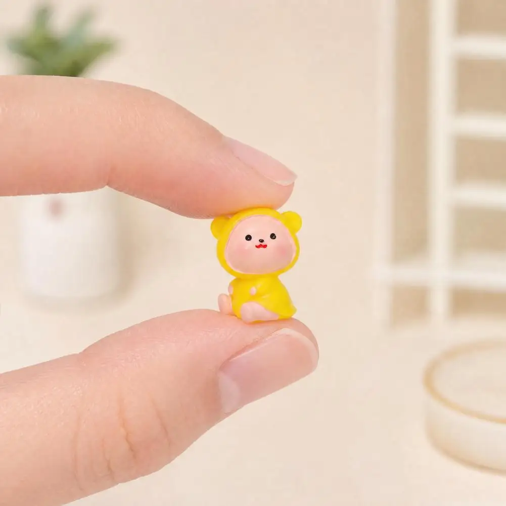 Soft Expression Bear Model 2pcs Mini Raincoat Bear Figurines Small Resin Decorations Cute Tiny Bears for Fairy Gardens Car Decor