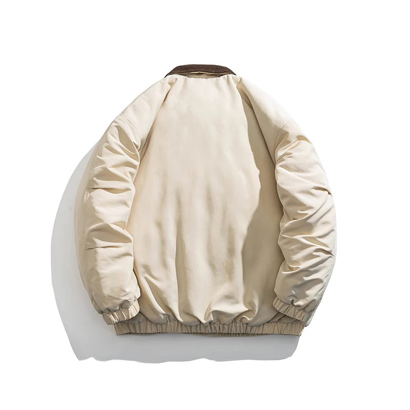 Esta chaqueta acolchada de algodón con solapa retro es gruesa para el invierno, muy cálida, sencilla y versátil. Es una pareja clásica.