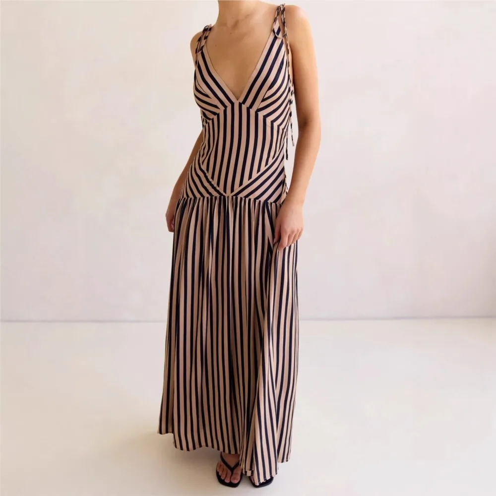 2026 V-link Dresses For Woman Party Wedding Spaghetti Strap Evening Dress Vestidos Simple Style Temperament Striped Slim Pleated