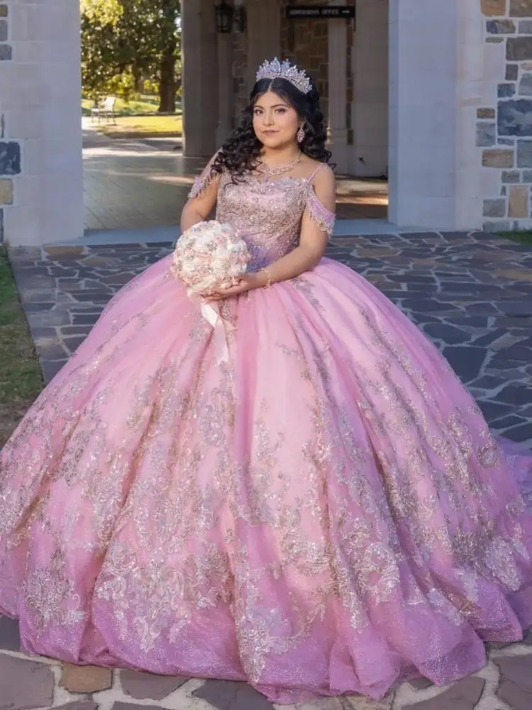 Aangepaste roze glanzende quinceanera jurken baljurk applicaties kant kralen kristal tule verjaardag payty sweet 16-jurk vestidos