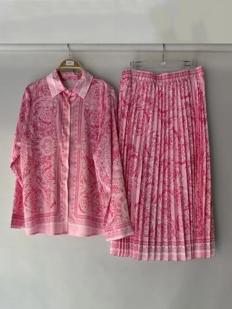 Zweiteiliges Designer-Hemd mit Retro-geometrischem Druck, Revers und geradem Bein für Damen im Herbst 2025, Set mit lockerem Faltenrock