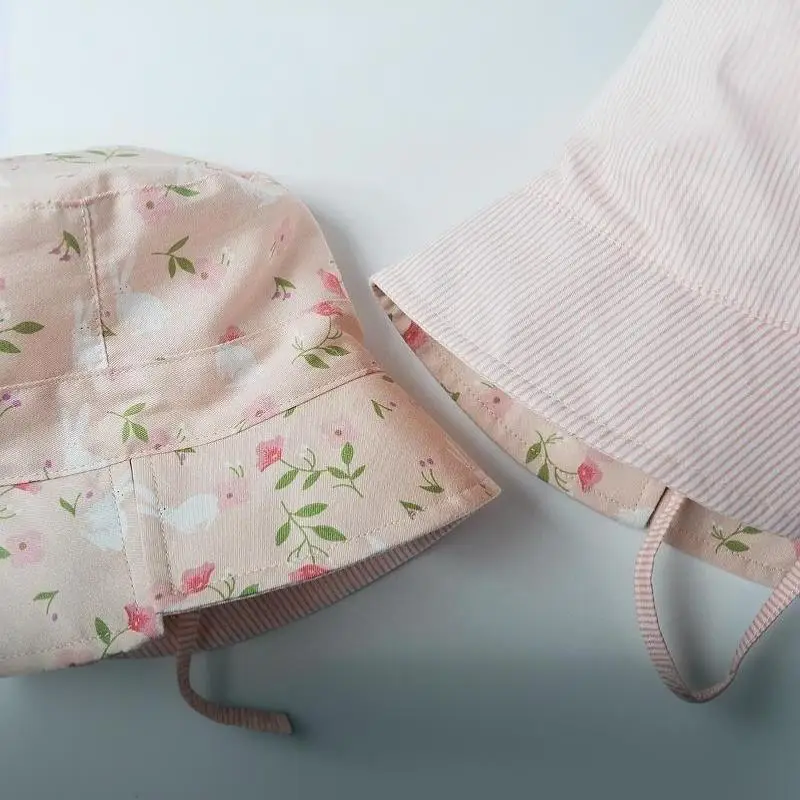 Atmungsaktiver Baumwoll-Doppelseitiger Sonnenhut für Babys, atmungsaktiv und sonnenschützend, dünner Bucket-Hut mit Cartoon-Print – Detail 12