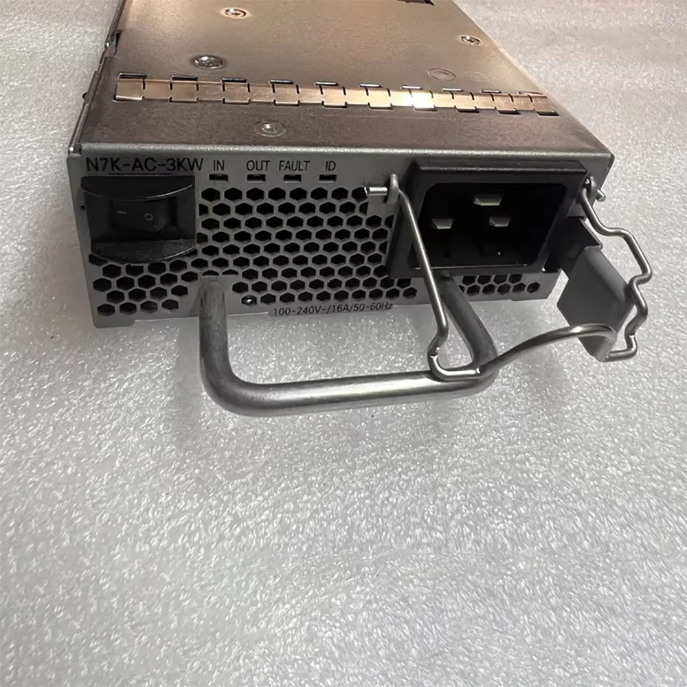 Модуль питания 7000 3кВт N7K-AC-3KW